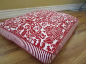 Reversible dog bed cover